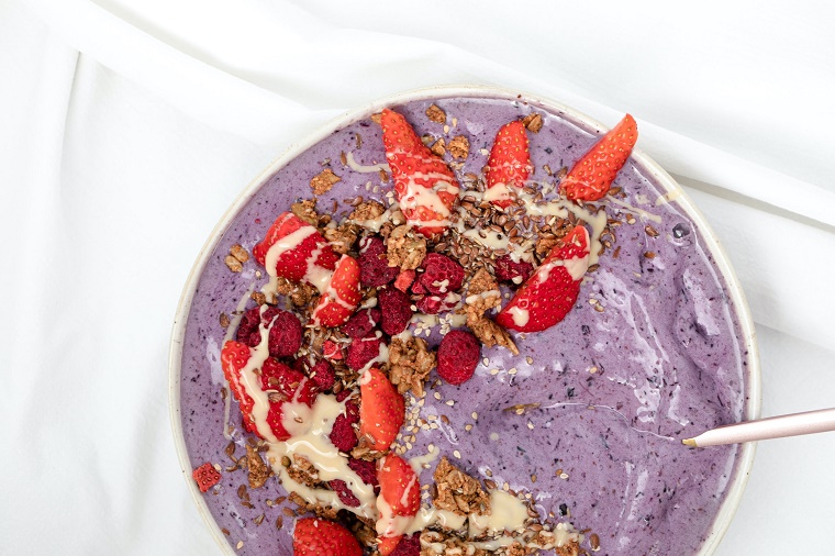 rezept-beeren-smoothie-bowl