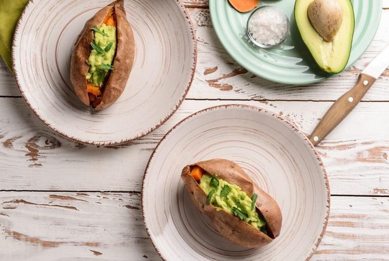 rezept-pellkartoffeln-mit-avocado