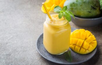mango-smoothie