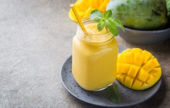 mango-smoothie